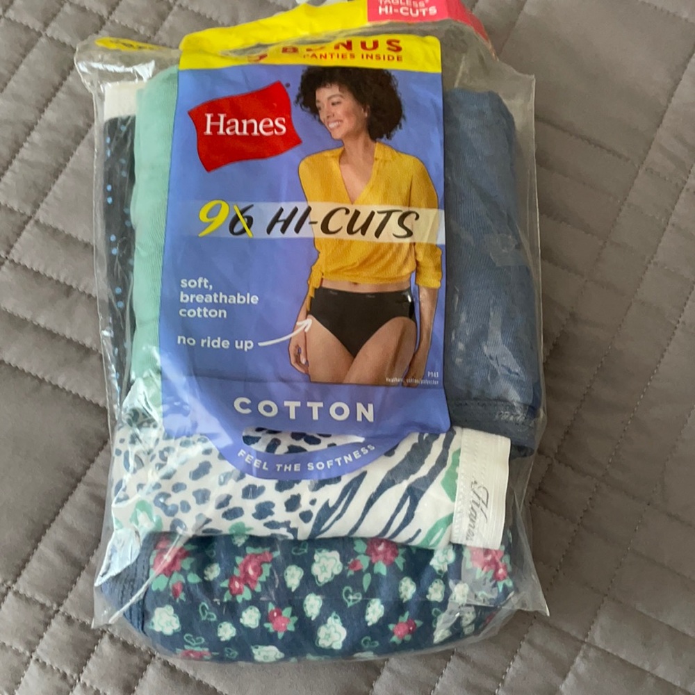 Tagless Hi-cut underwear multi colored